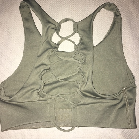 SOLD VS Pink Ultimate Strappy Back Sports Bra - Picture 3 of 3